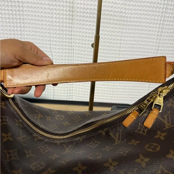 Louis Vuitton Sully MM Monogram Shoulder Bag - Picture 12 of 16